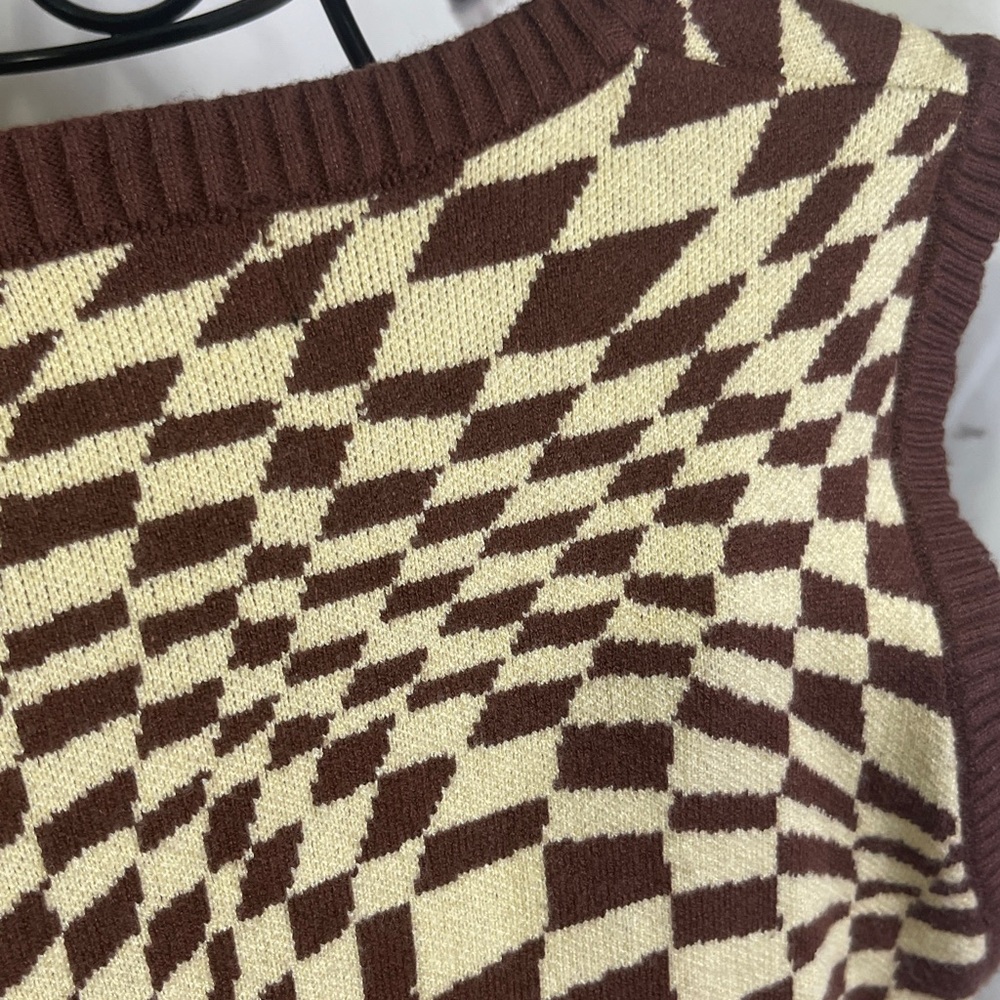 Motel Rocks Gaira Knit Vest Sweater Brown Cream Square Flag Crewneck Sleeveless - Picture 8 of 9